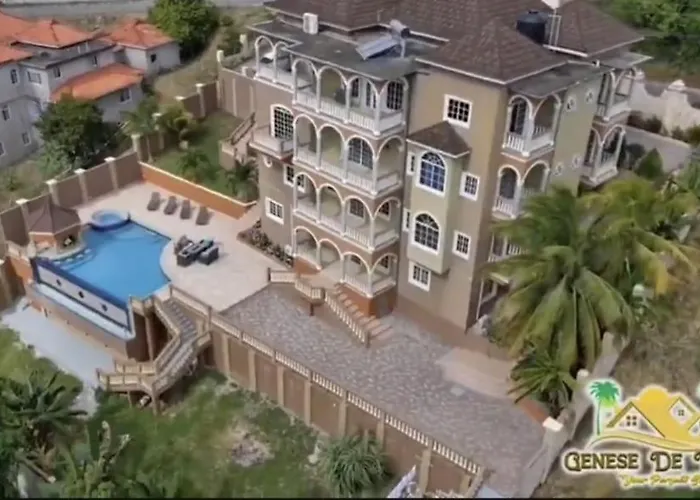 Villa Private Oasis With Infinity Pool In *